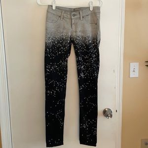 Carmar size 24. Perfect condition.